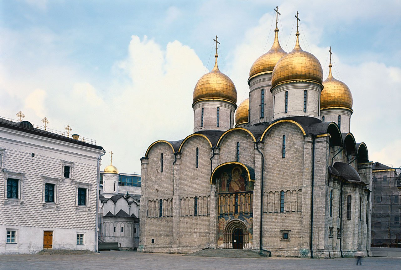 Успенский собор в москве фото снаружи