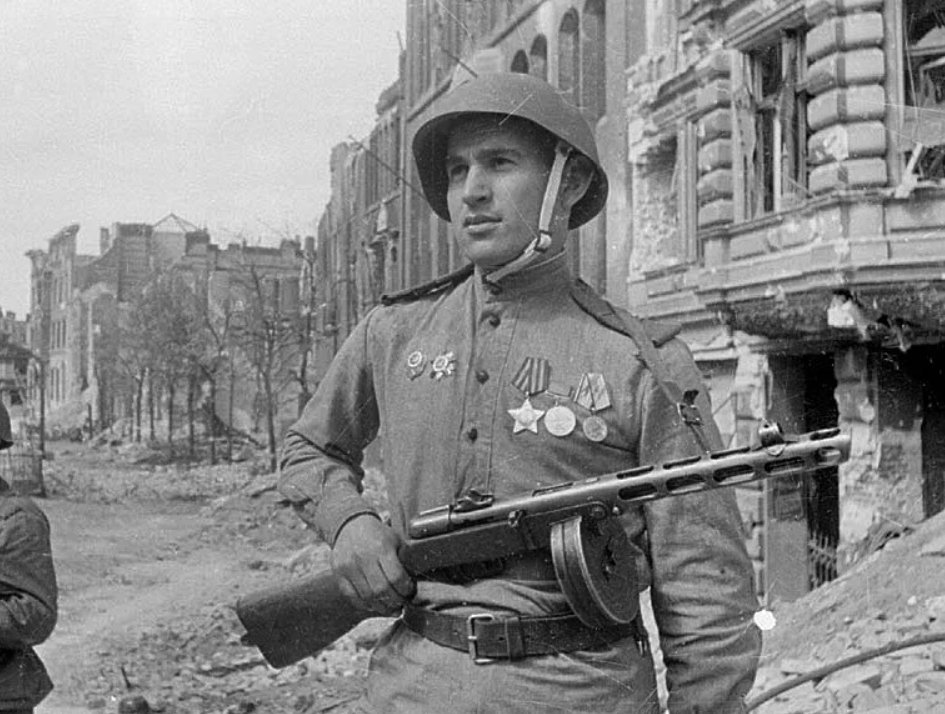 Фото солдата 1945 года