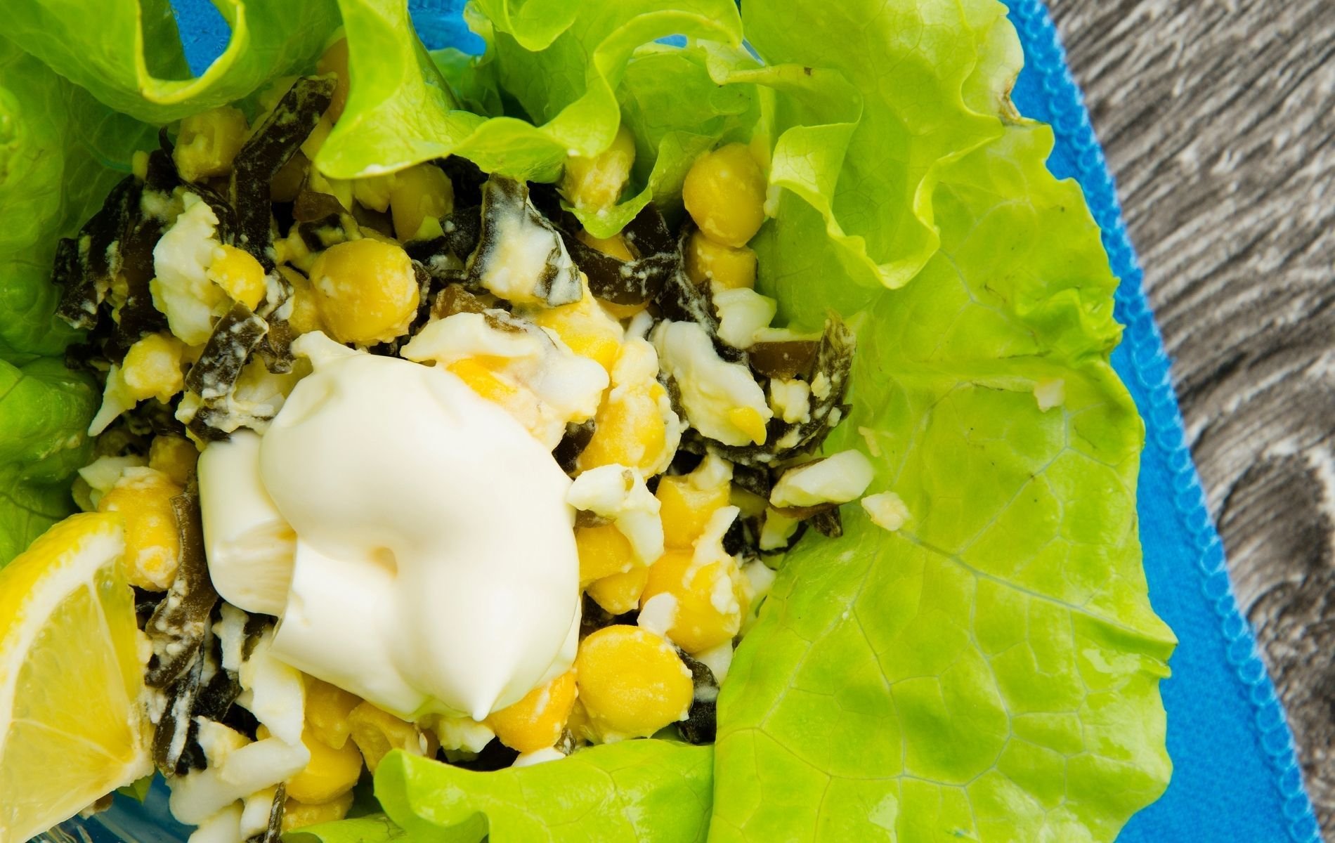 Морская капуста. Салат с морской капустой и кукурузой. Салат с морской капустой и кукурузой. Морская капуста с кукурузой и яйцом. Салат с морской капустой и яйцом.