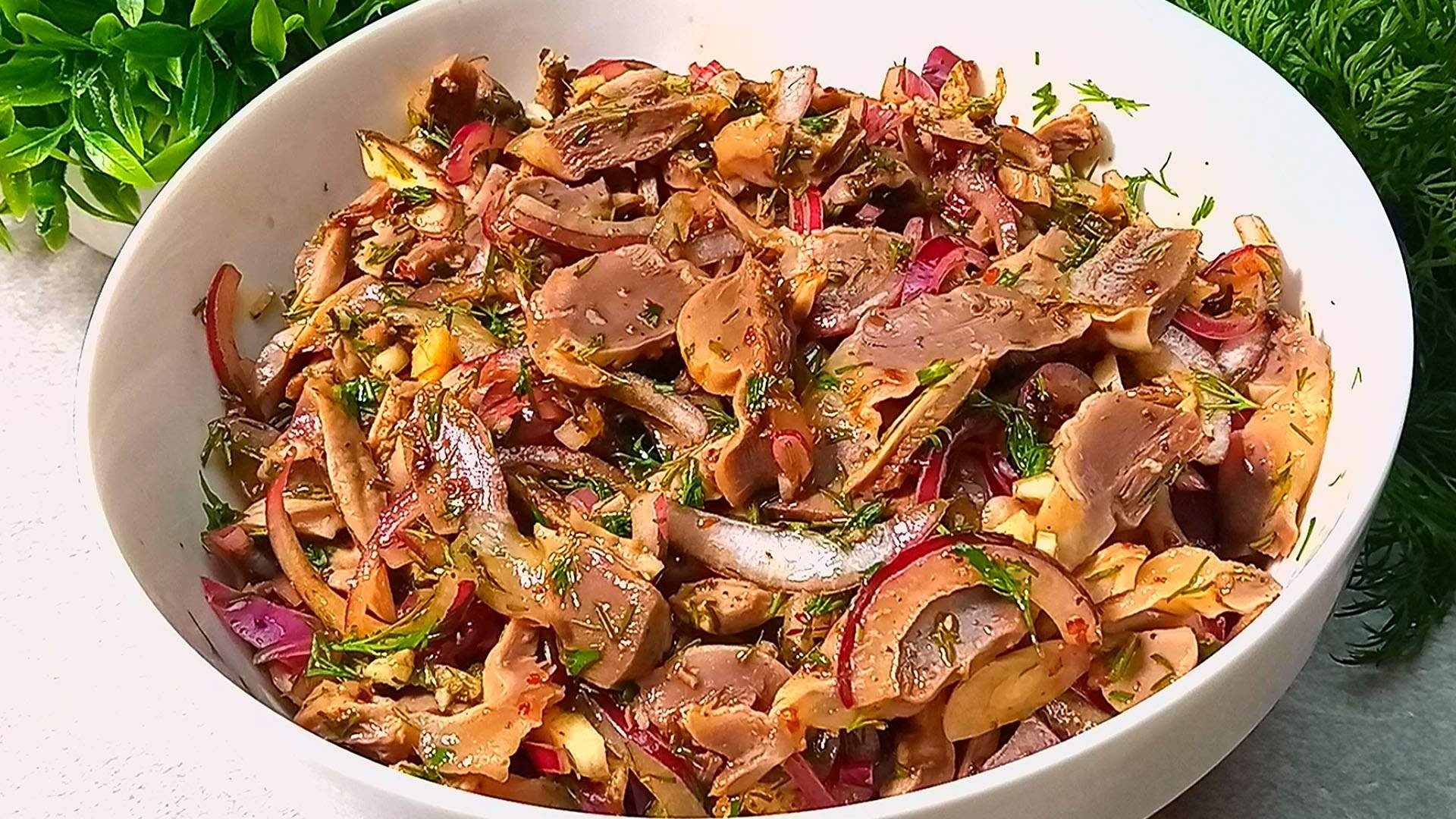 Салат с куриными желудками рецепт с фото пошагово