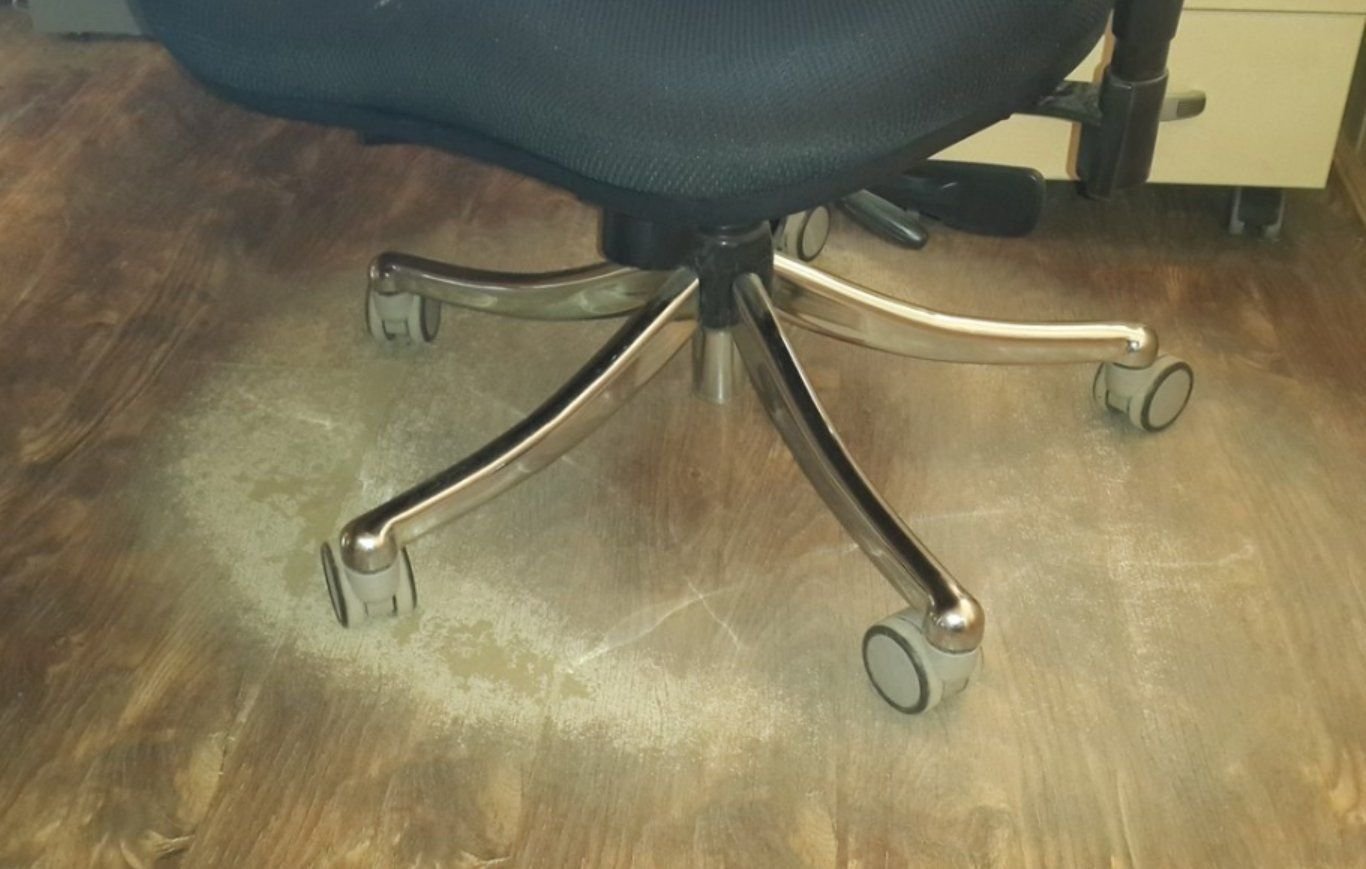 подстилка под компьютерный стул