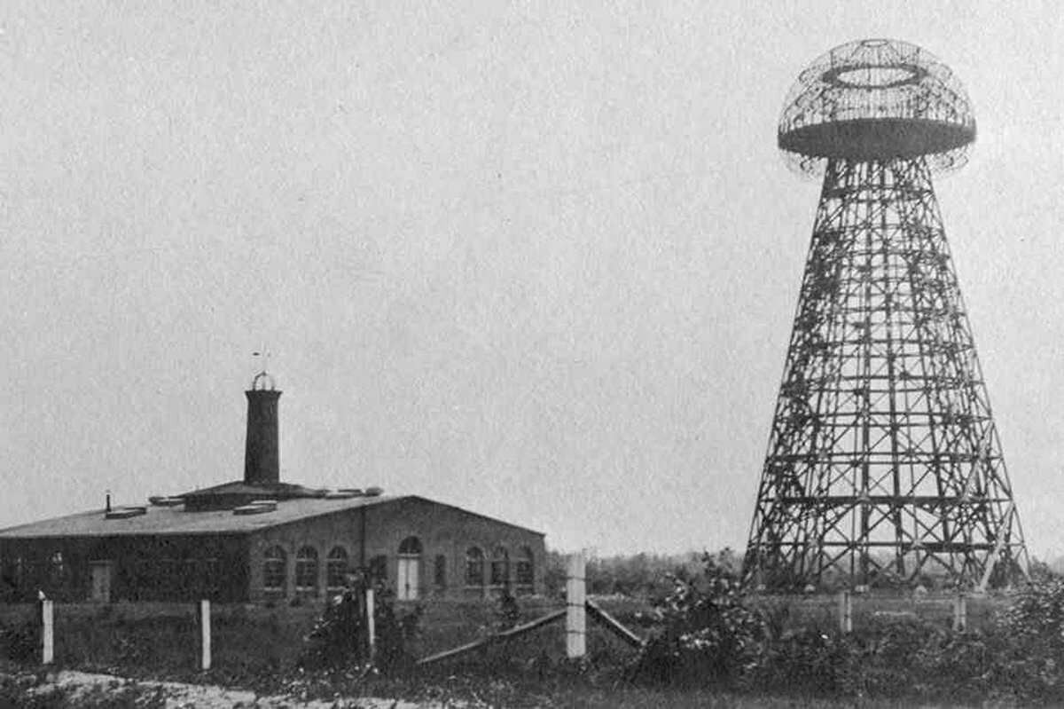 Год рождения создателя башни ворденклиф. Тесла башня Ворденклиф. Башня вондерклиф Никола Тесла. Никола Тесла башня Тесла. Никола Тесла Ворденклиф.