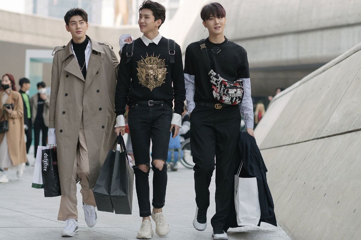 Южный одеваться. Корейский стрит стайл мужской. Корея стайл мода мужская. Современная корейская мода. Южная Корея стиль одежды.