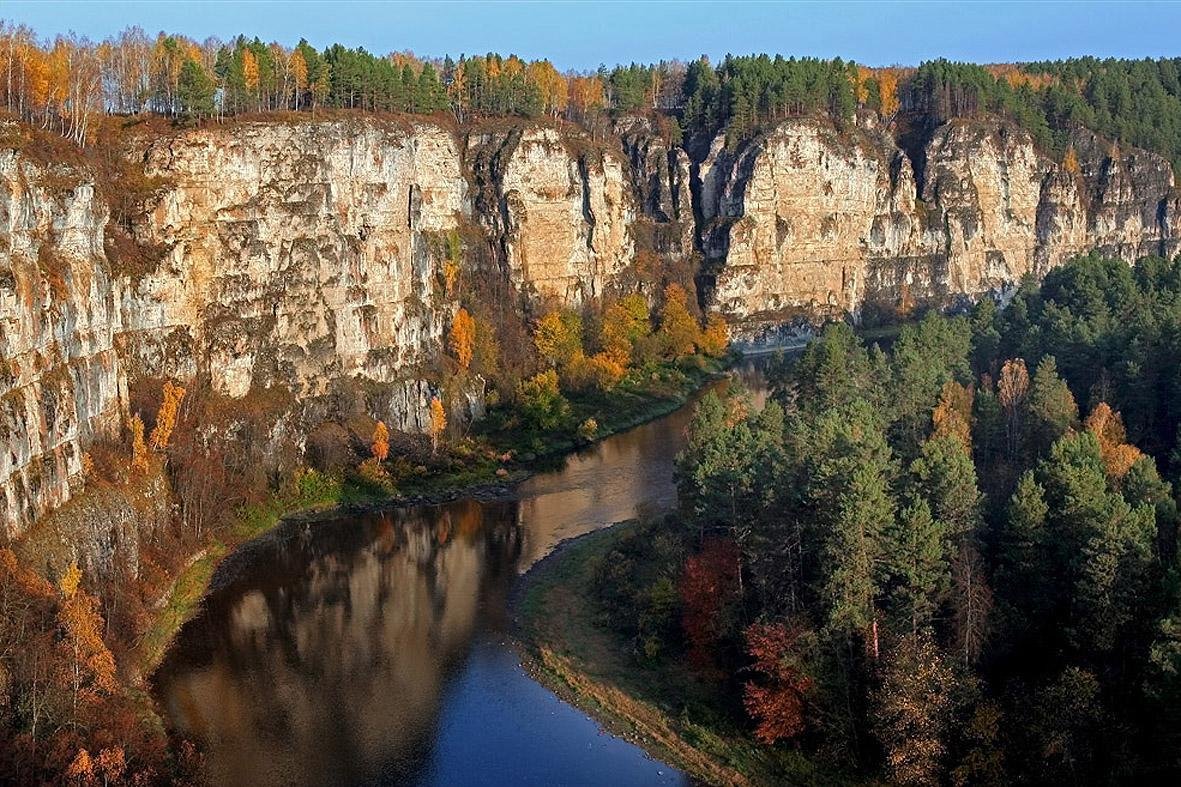 Сатка скалы большие притесы