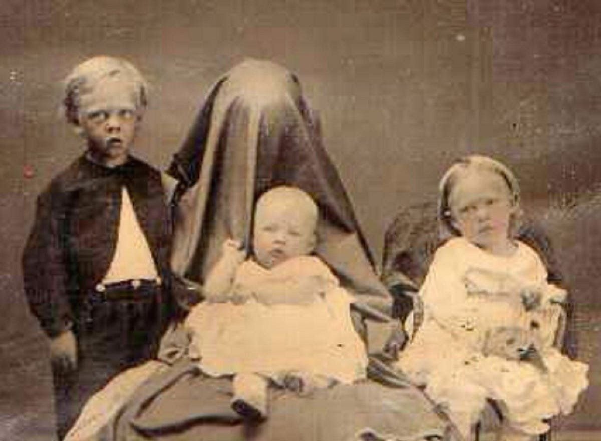 Фото с умершими детьми в старину