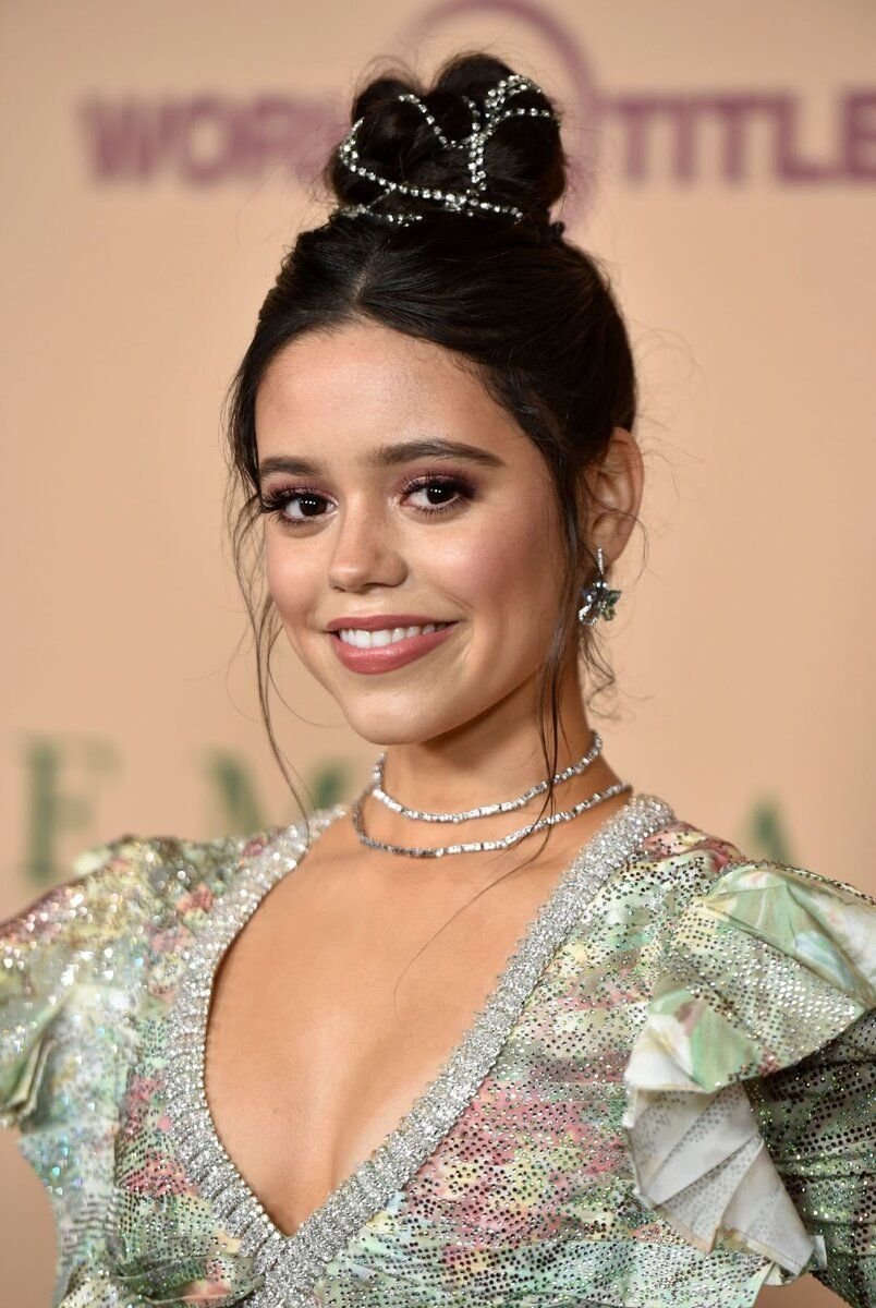 Актрисы 2023 года. Джена Ортега. Jenna Ortega 2020. Дженна Мари Ортега. Джена Ортега 2021.