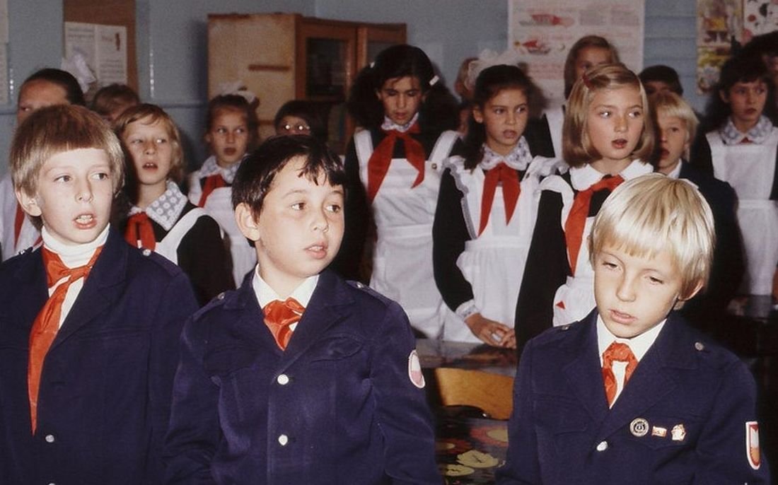 4 класс в 90 годы. школьная форма 1990.