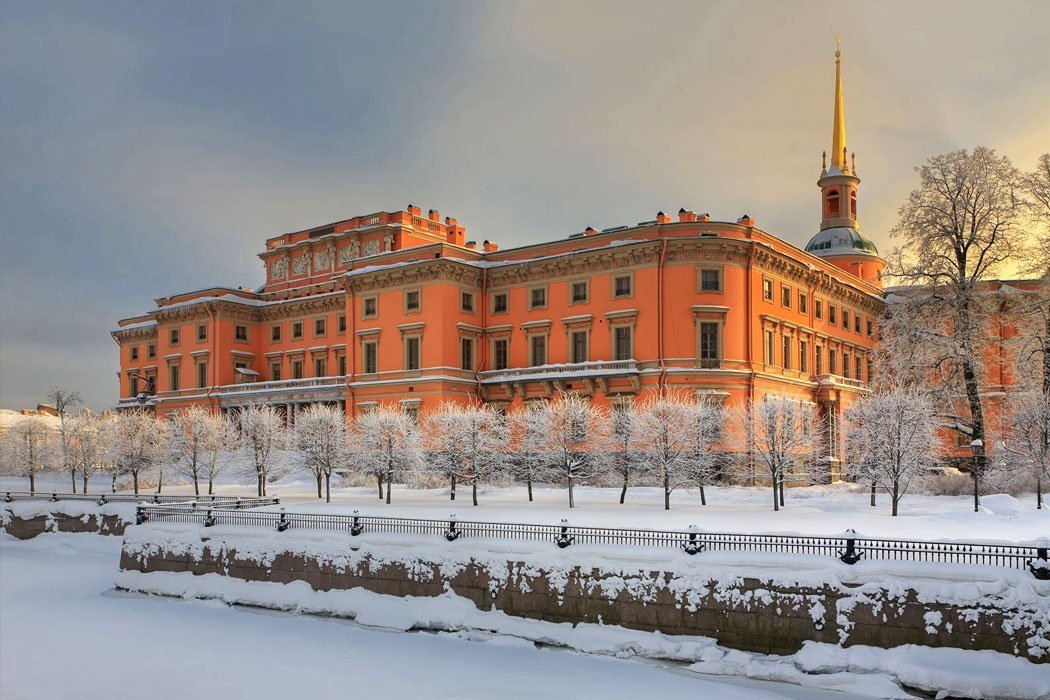 Замки санкт петербурга