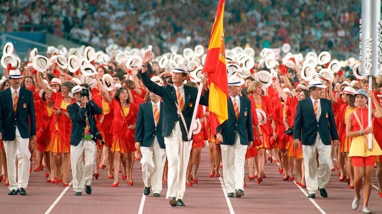 Филипп 6 Король Испании на Олимпийских играх. Олимпиада 1992 года Барселона. Олимпиада Барселона 1992 открытие. Церемония открытия олимпиады 1992 года в Барселоне.