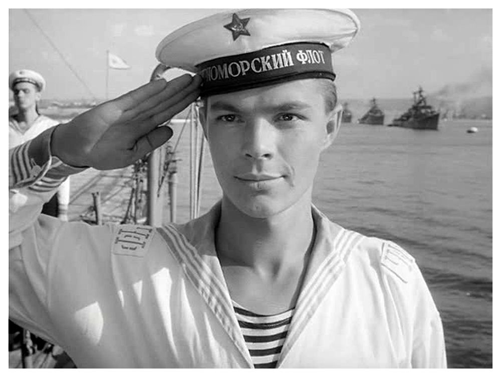 Моряк на берегу