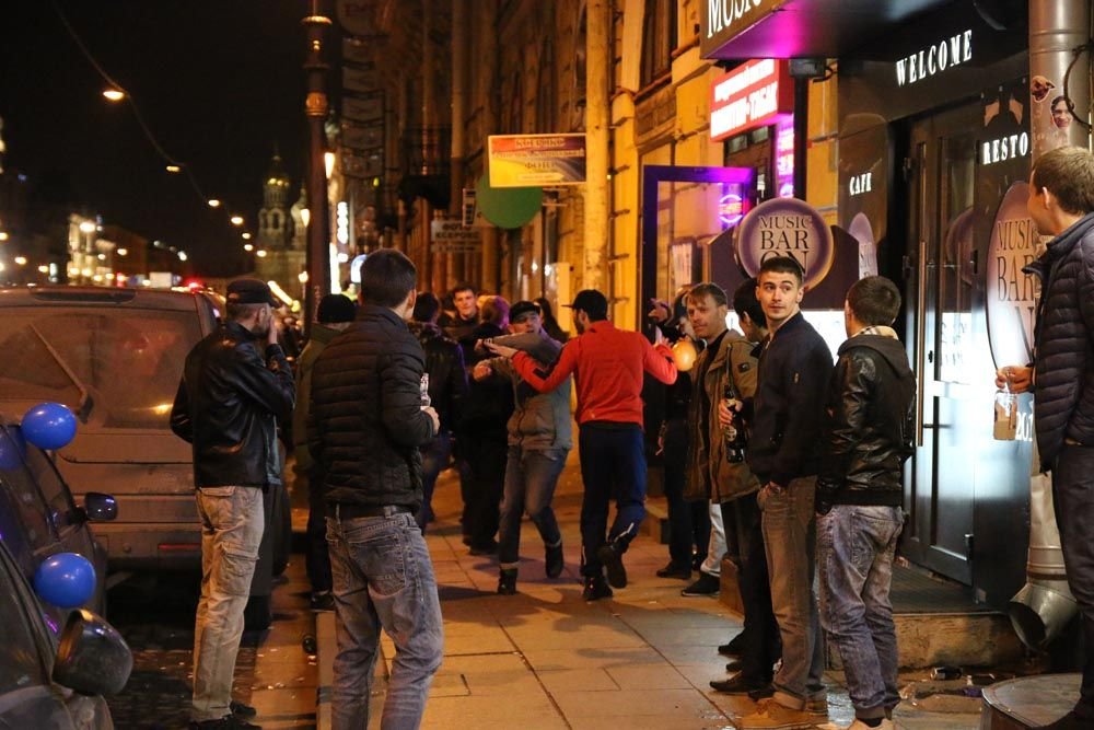 думская улица санкт-петербург бары. думская улица спб. думская улица питер. популярная улица в питере с барами. думская улица санкт-петербург ночью.