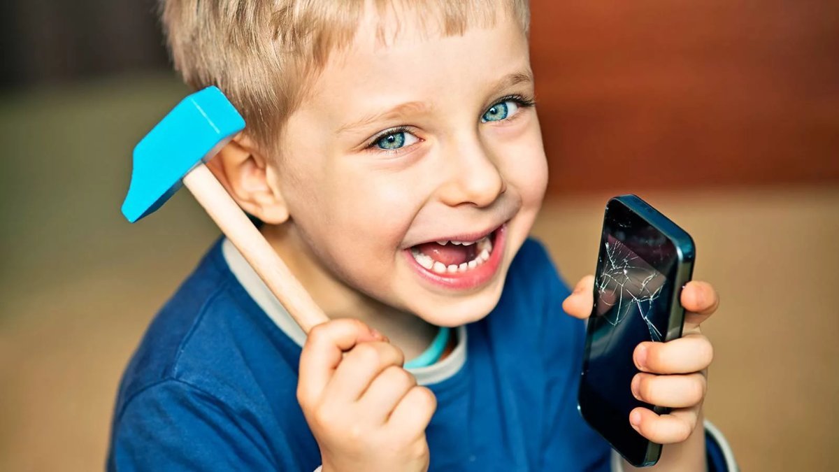 Игрушечный телефон для детей