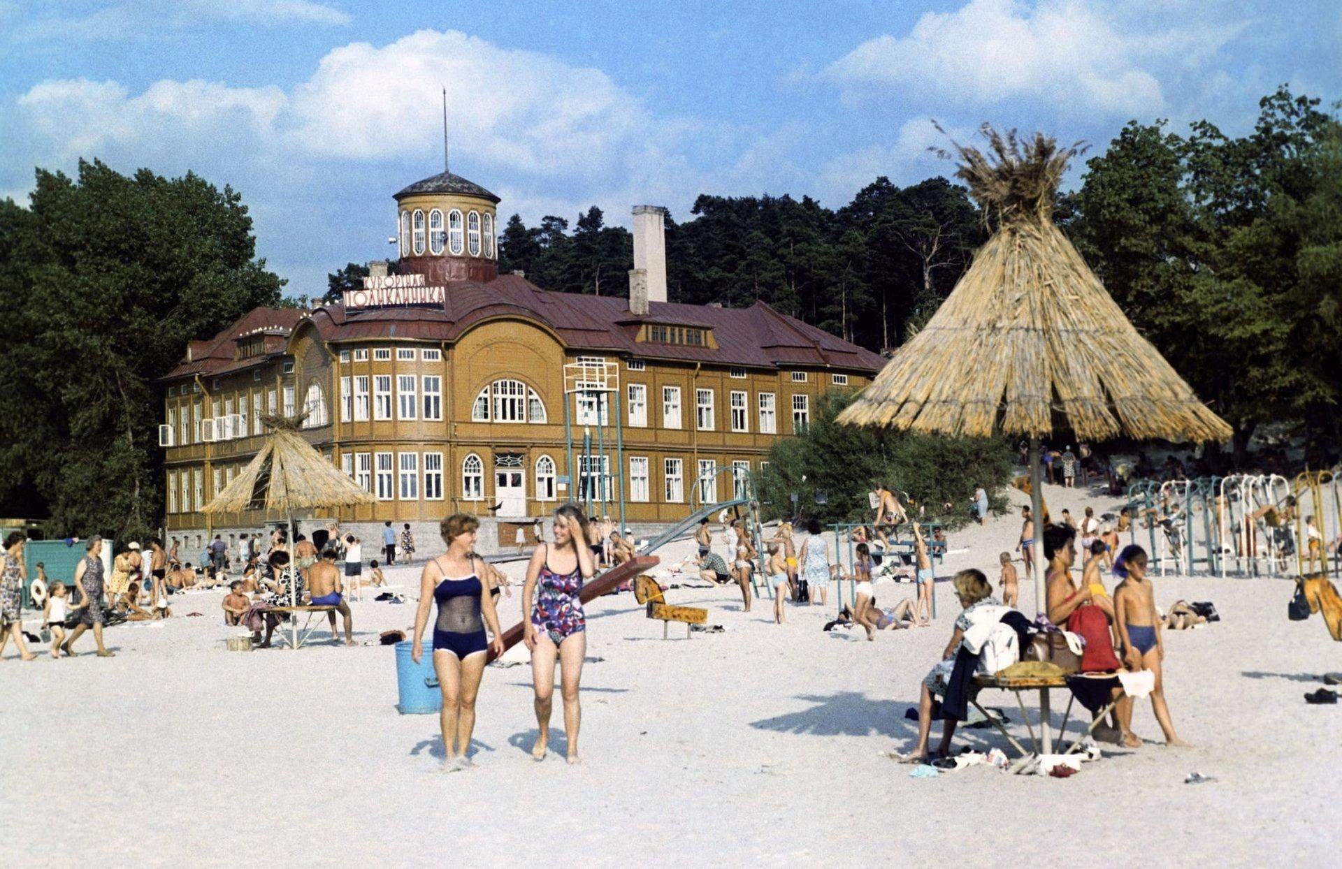 Фото пляжа с людьми в 70 годы