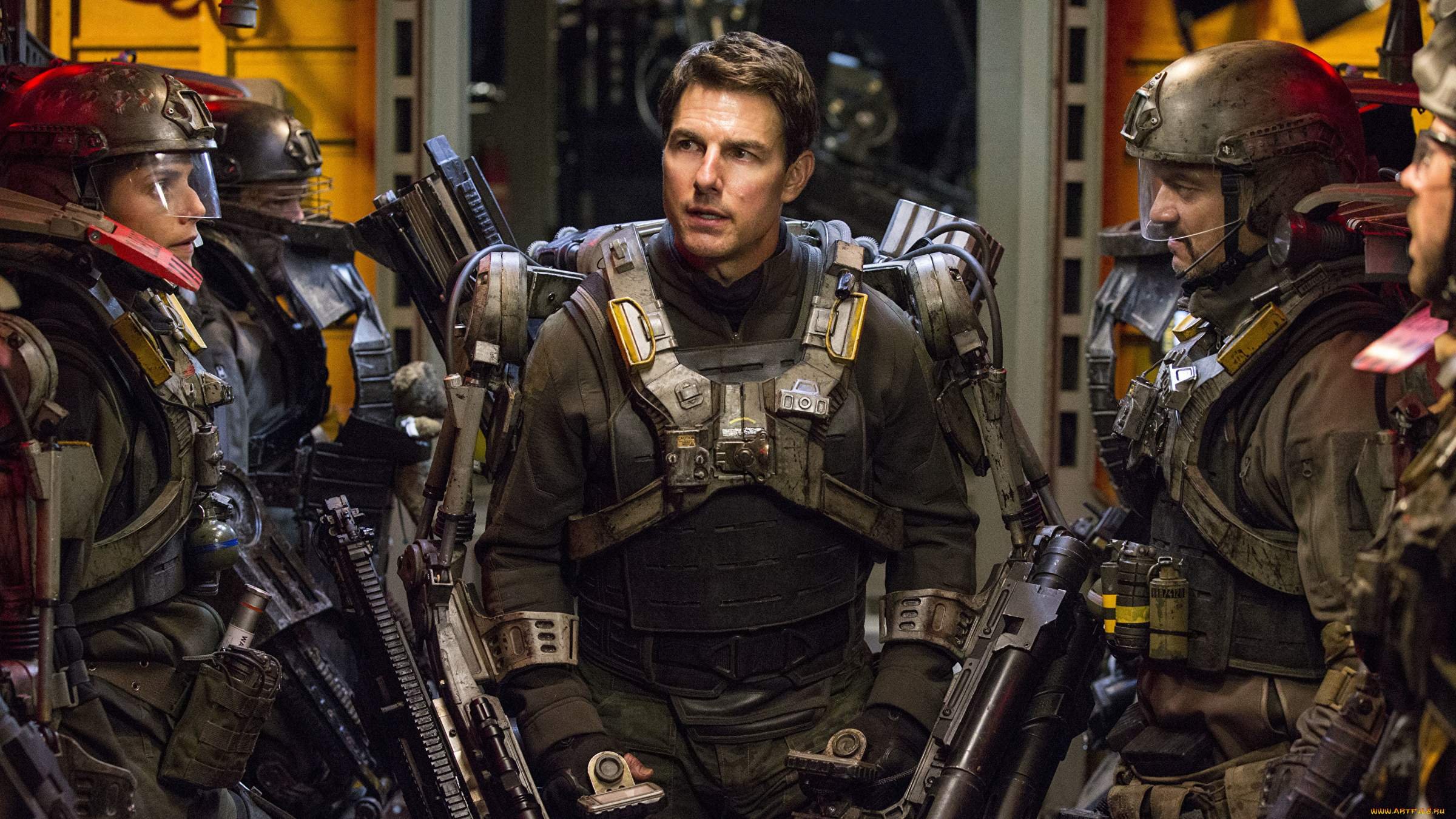 Лучшая фантастика про. Грань будущего (Edge of tomorrow) 2014. Грань будущего фильм 2014 грань будущего. Фильм с том Крузом 2014 грань будущего. Грань будущего фильм 2014 Билл Пэкстон.