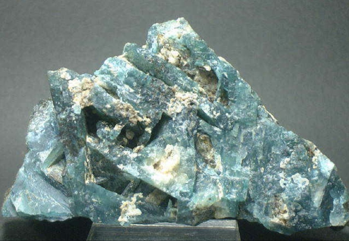 Грандидьерит - редкий минерал
