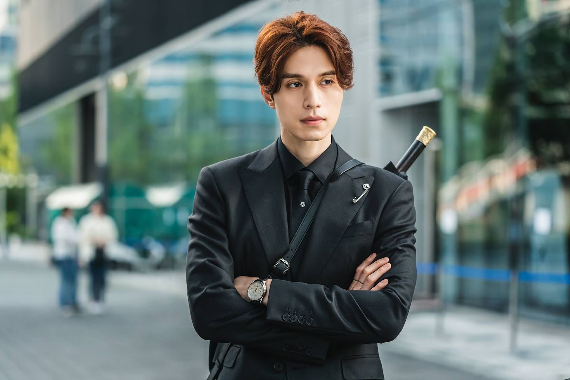 Дон ли. Lee dong Wook. Дорама Сказание о кумихо 2020 ли Дон УК. Ли Дон УК 2020 кумихо. Ли Дон УК фотосессия 2021.