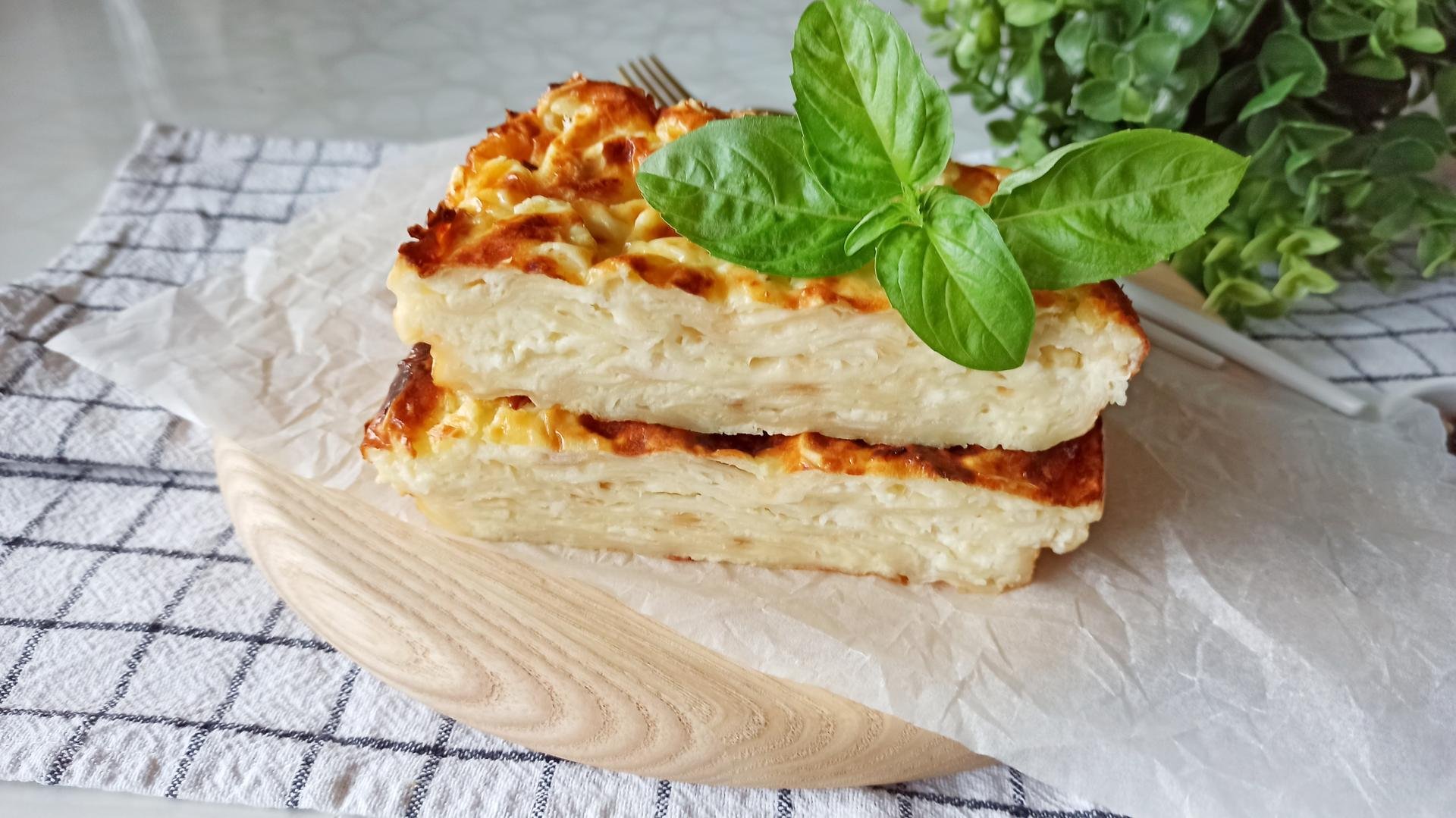 Лаваш с начинкой из творога и зелени в духовке