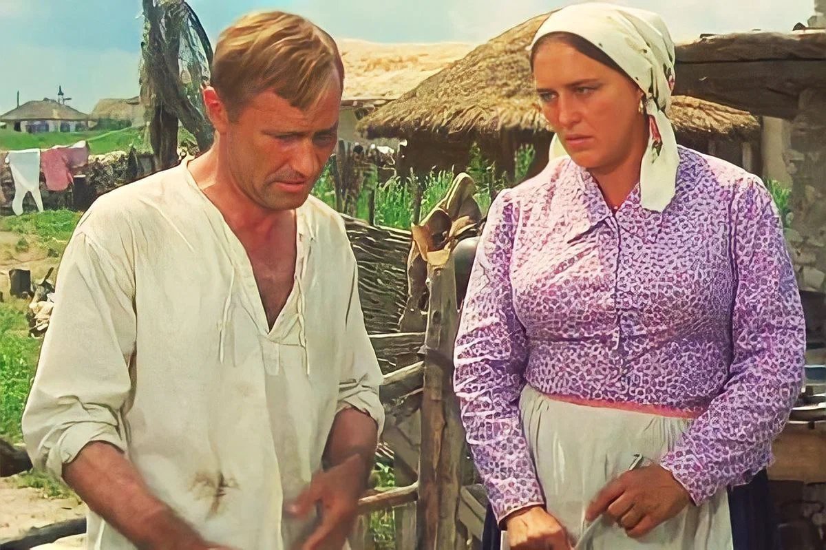 Хороший ты мужик но не орел. Нонна Мордюкова они сражались за родину. Нонна Мордюкова в фильме они сражались за родину. Они сражались за родину фильм 1975 Мордюкова. Они сражались за родину Мордюкова и Шукшин.