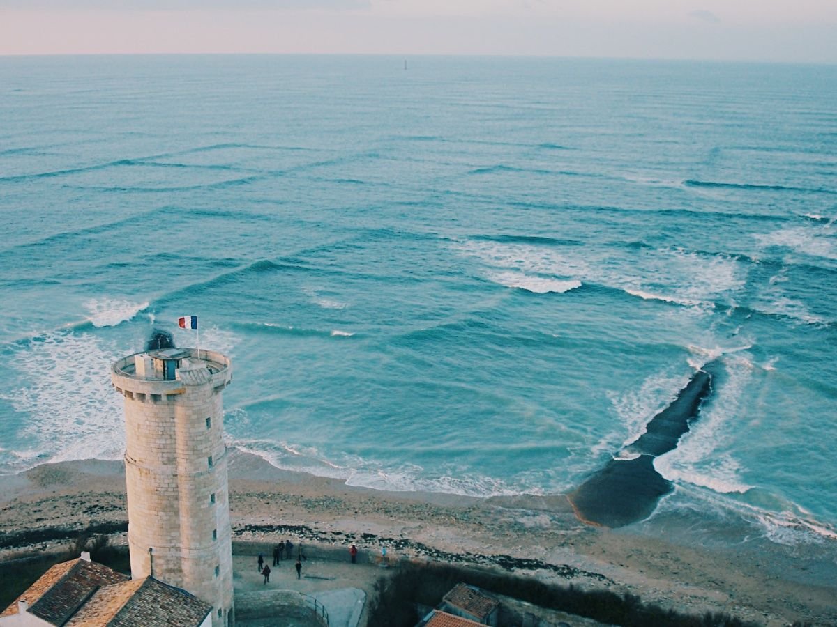 Квадратные волны в море