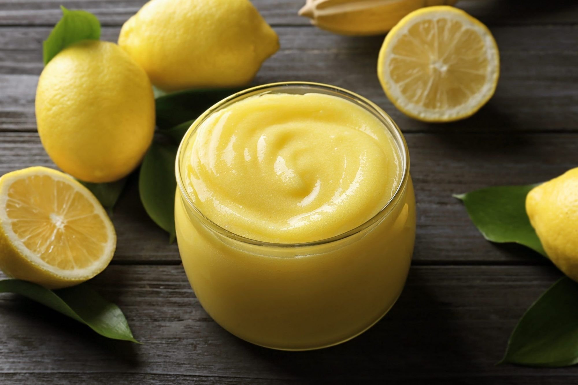 Лимонное масло сливочное. Лимонный курд. Заварной лимонный курд. Десерт с лимонным курдом. Лимонный крем курд.