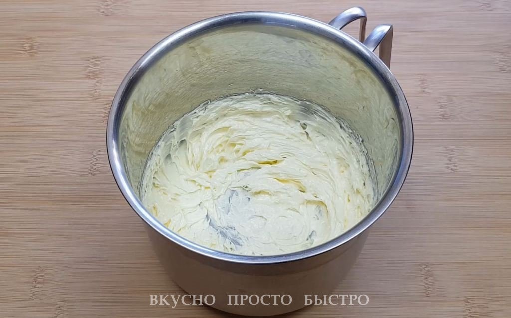 Сметанник без духовки – рецепт на канале Вкусно Просто Быстро
