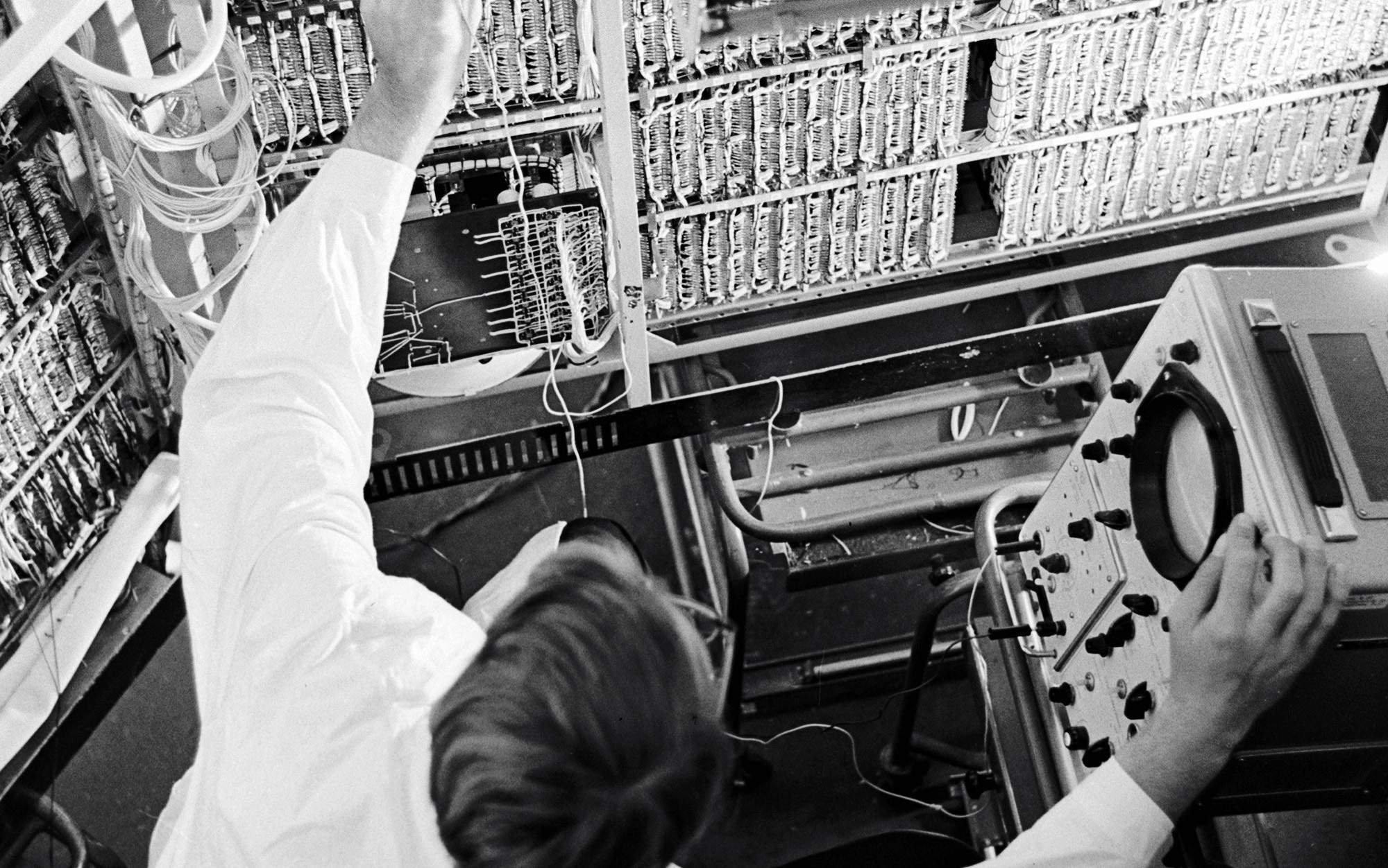 логотипы провайдеров. схема подключения к интернету от провайдера. схема подключения компьютера к интернету через кабель. высокоскоростной интернет. интер.