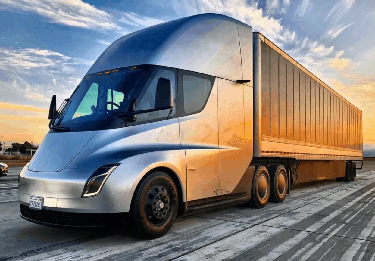 РљРѕРЅС†РµРїС‚ Tesla e Max