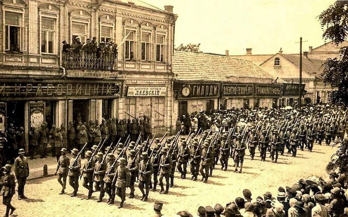 Оккупация войск это. Немецкие войска в Киеве 1918. Немецкие войска в Крыму 1918. Германская оккупация Украины 1918. Немцы в Киеве 1918 год.