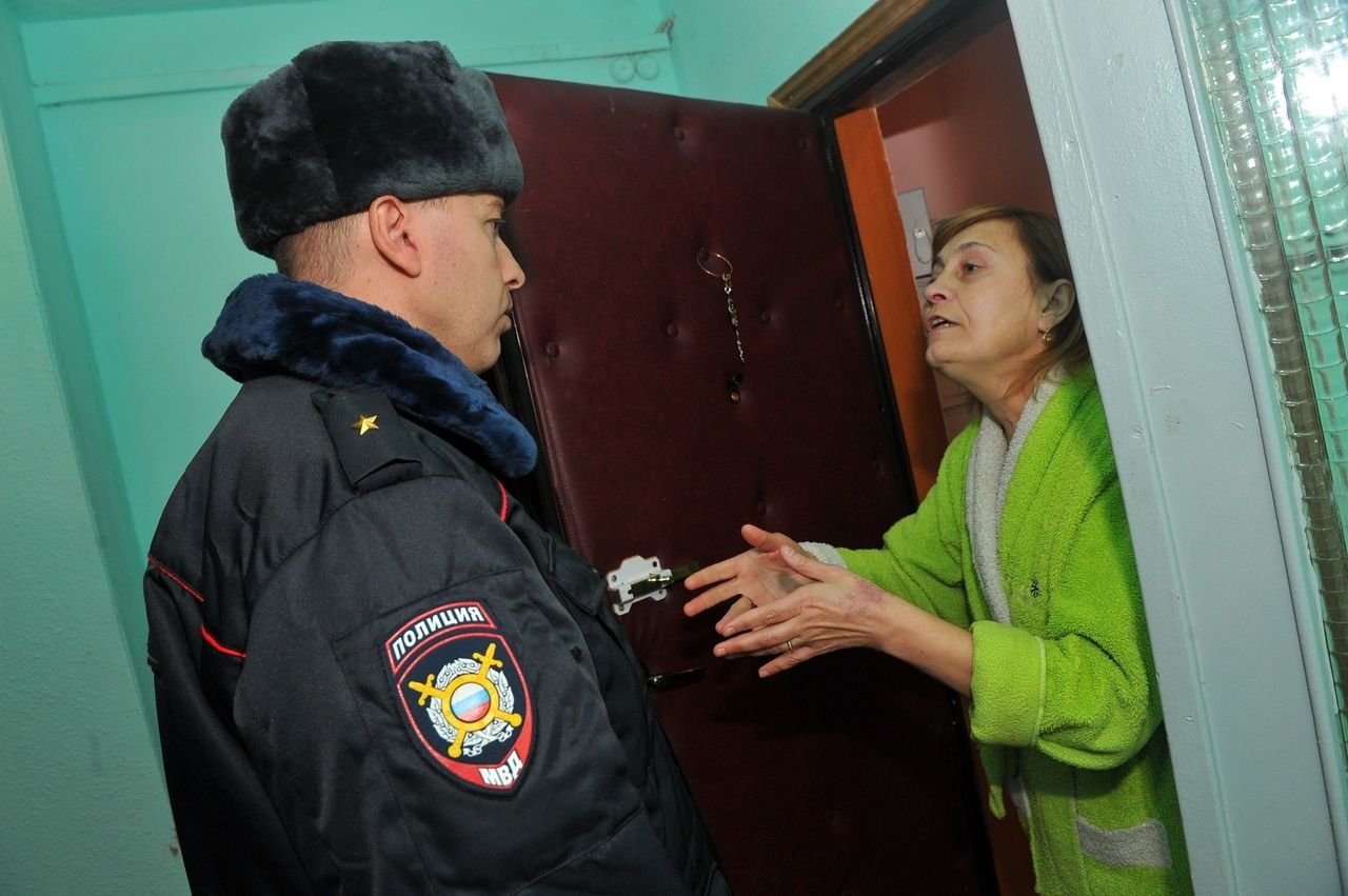 Не прийти в полицию. Не прийти в полицию. Не прийти в полицию. Не прийти в полицию. Вызывайте полицию.