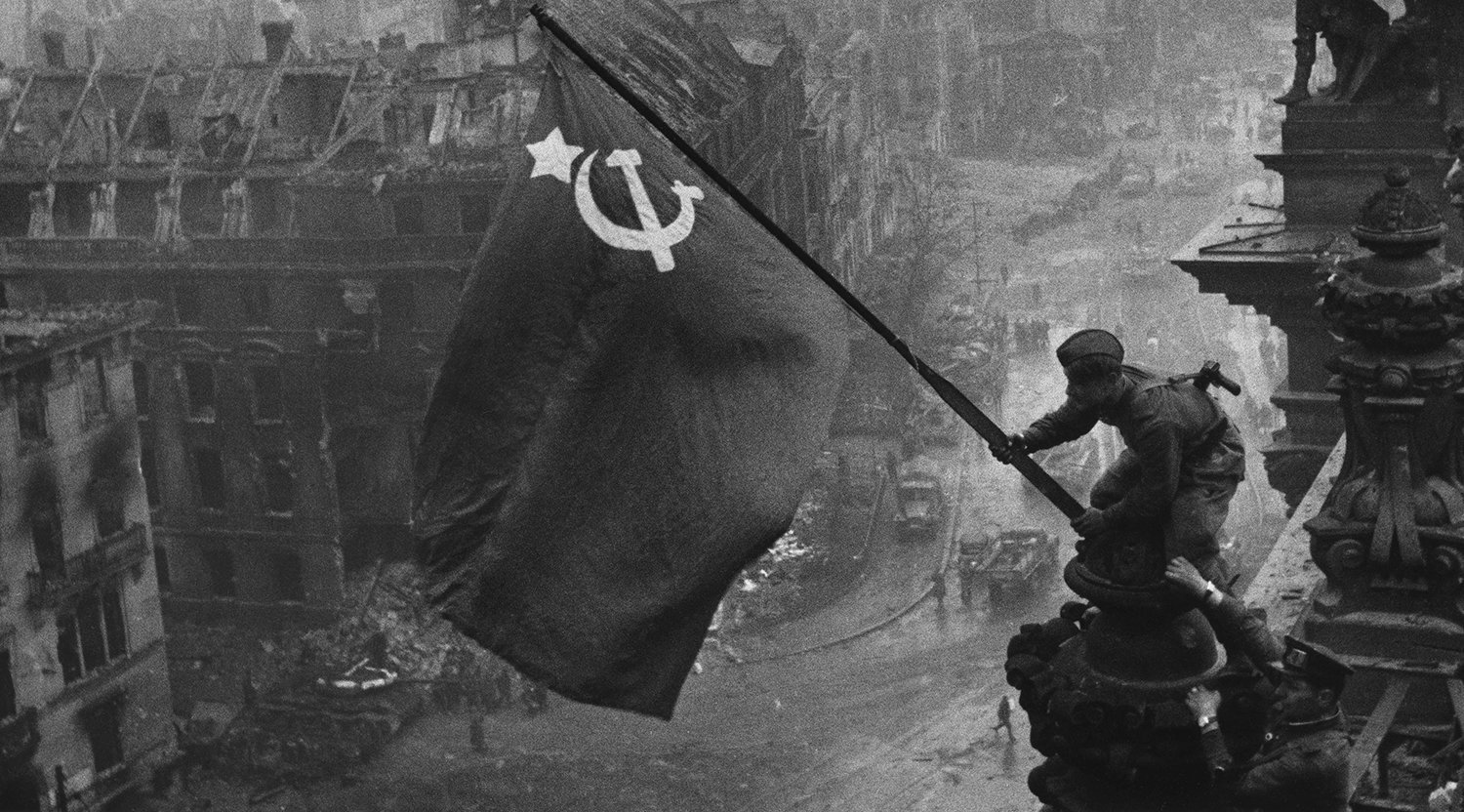 фото флаг над рейхстагом в хорошем