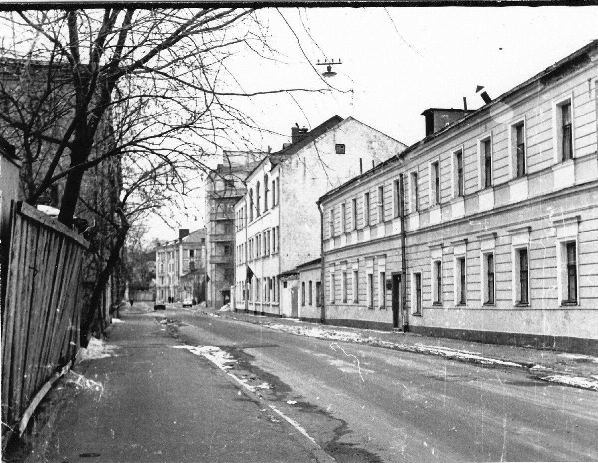 Временной переулок. Курсовой переулок 15. Курсовой переулок Москва. Курсовой переулок 15с2. Наводнение в курсовом переулке.