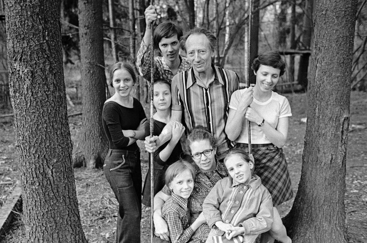 никитины семья многодетная. семья советских семь детей. семья советских семь детей. большая семья ссср. семья никитина.