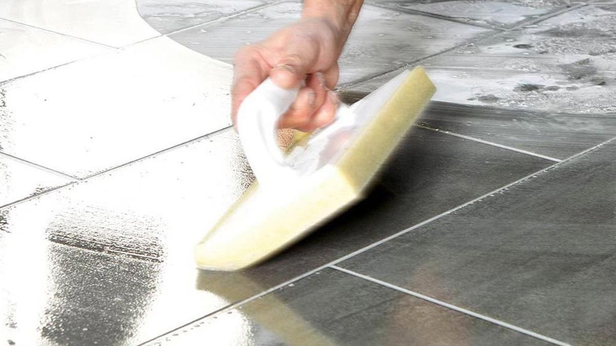 Как затереть плитку эпоксидной затиркой правильно. Эпоксидная затирка заподлицо 1200 на 600. Палитра диамант эпоксидная затирка. Юмаком затирка эпоксидная. Плитонит затирка силиконовая.