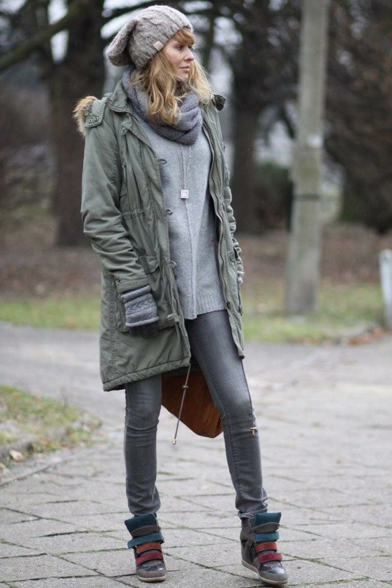 Парка с ботинками