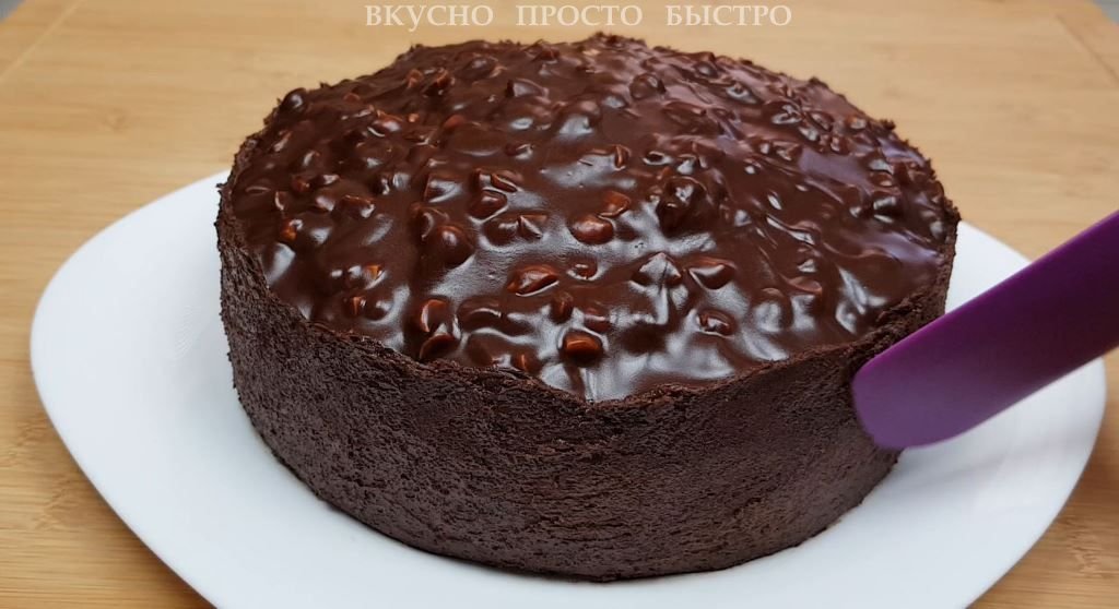 Шоколадный торт с вишней - рецепт на канале Вкусно Просто Быстро