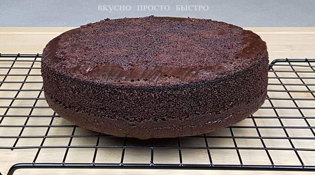 Шоколадный пирог с вишней - рецепт на канале Вкусно Просто Быстро
