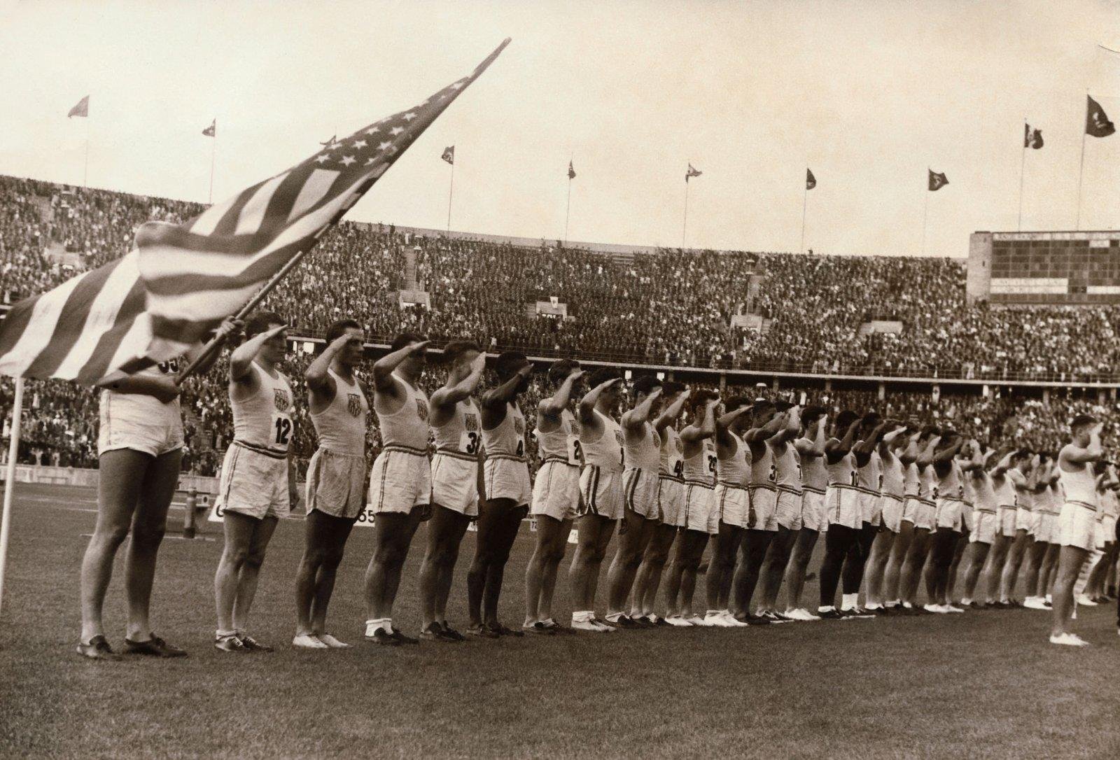 Германия первая игра. Олимпийские игры 1936 года в Берлине.