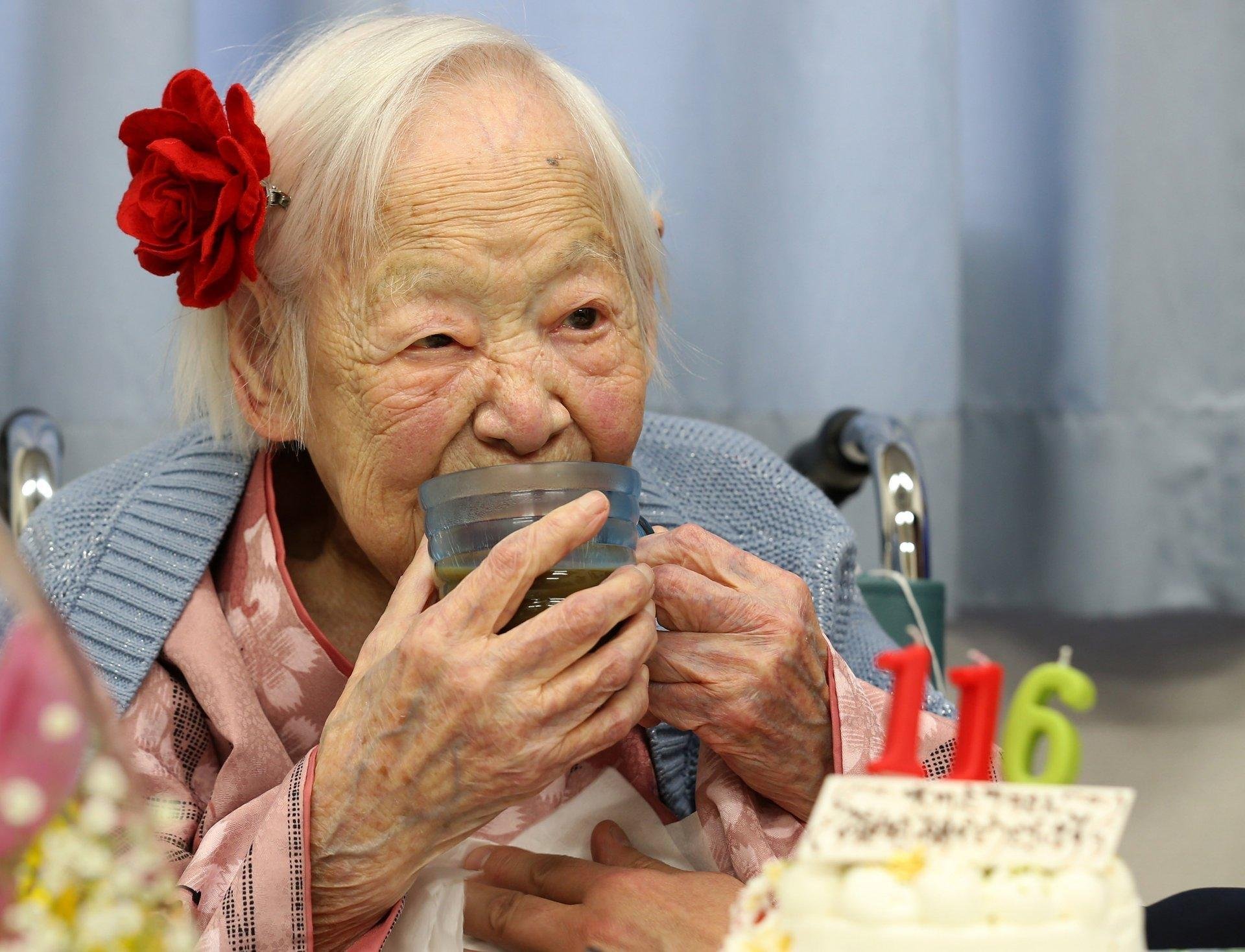 Долголетие китая. Долгожители 100 лет. Японцы долгожители.