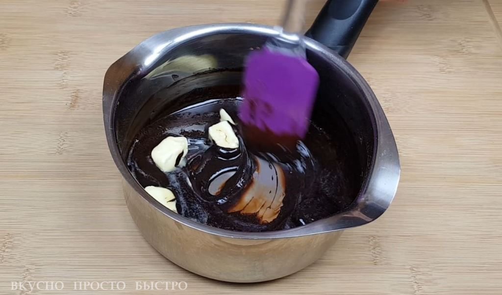 Шоколадный медовик - рецепт на канале Вкусно Просто Быстро