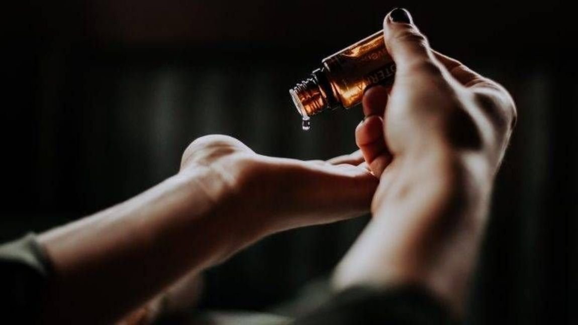От чего зависит стойкость парфюма?