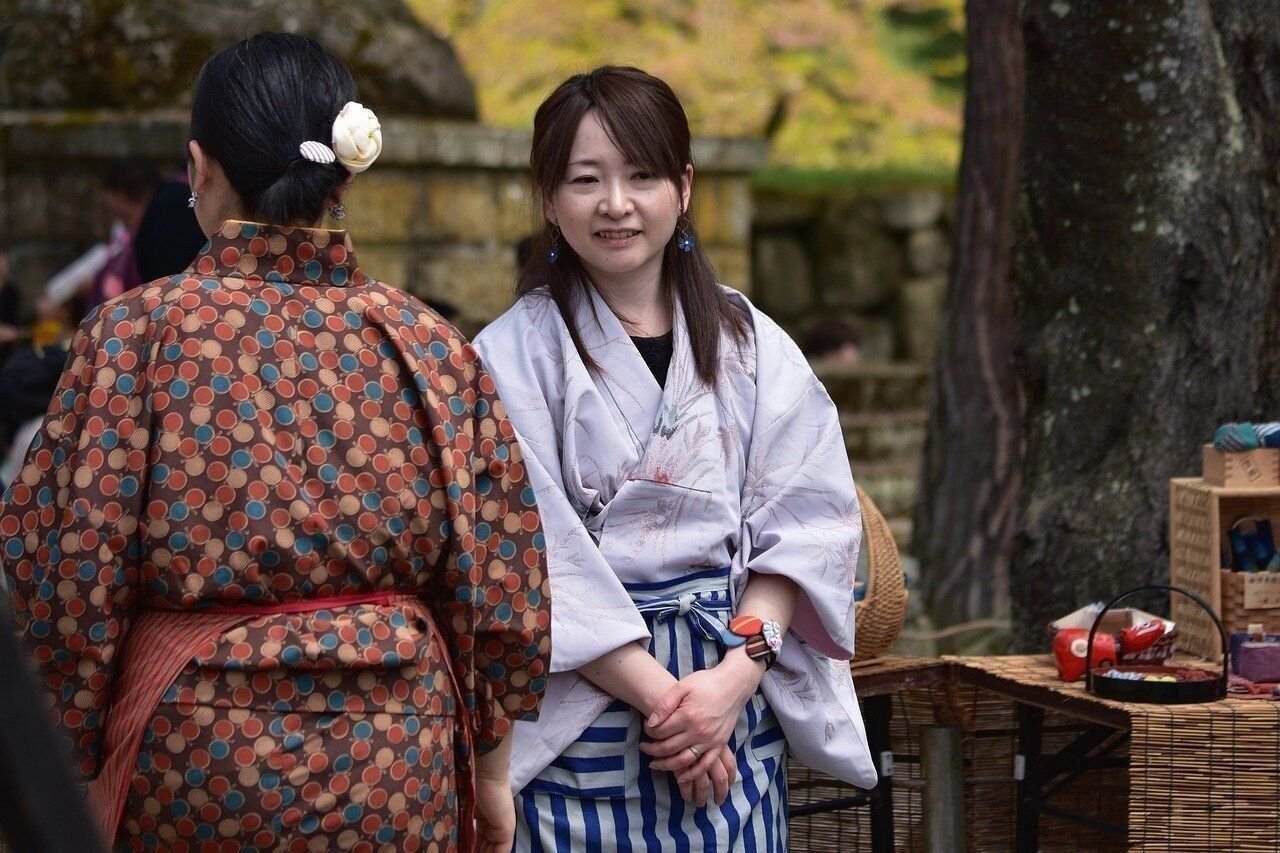Измена японских женщин. Япония народ кимоно. Японские женщины. Обычные японские женщины. Явнские женщины.