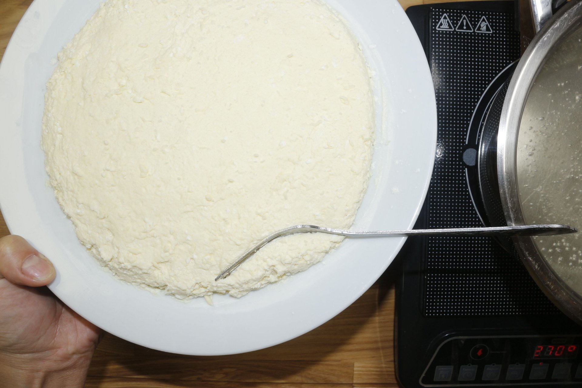 Тесто на вареники без масла