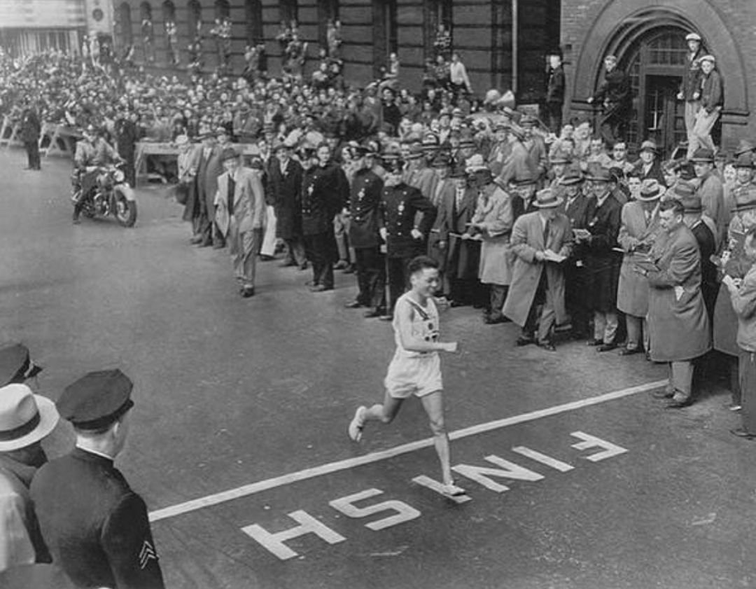 Бостонский марафон в 1951 году. Фото из открытых источников