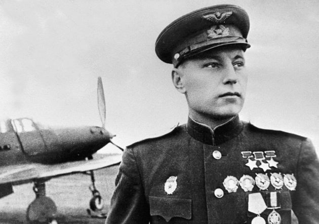 Как комдив А.И. Покрышкин приспособил немецкий автобан для аэродрома