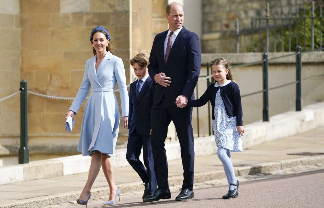 Фото кейт с детьми фотошоп. Принц Уильям и Кейт Миддлтон. Кейт Миддлтон 2022. Принц Уильям Виндзор. Кейт Миддлтон с детьми 2022.