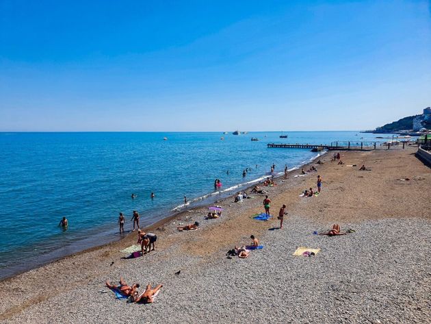Крым Ялта в июле. Про цены, количество отдыхающих, пляжи и море