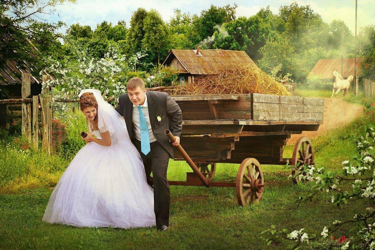 Изображена веселая деревенская свадьба. Свадебная фотосессия в деревенском стиле. Сельская свадьба. Деревенская свадьба. Свадьба в деревенском стиле.