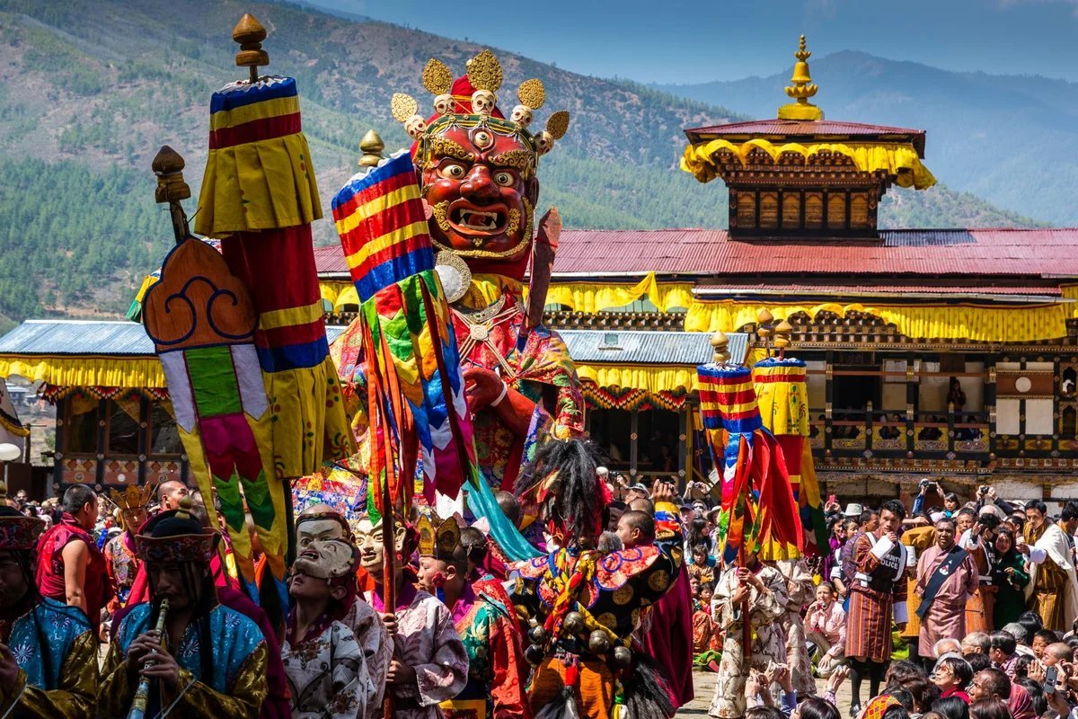 Запах бутана. Королевство бутан, Тхимпху. Бутан столица Тхимпху. Тхимпху Цечу. Бутан королевство счастья.