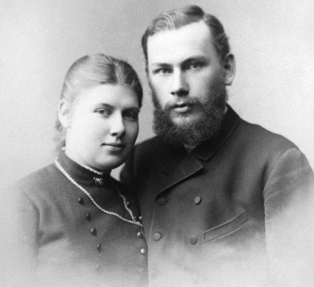 Лев Толстой и Софья Берс.