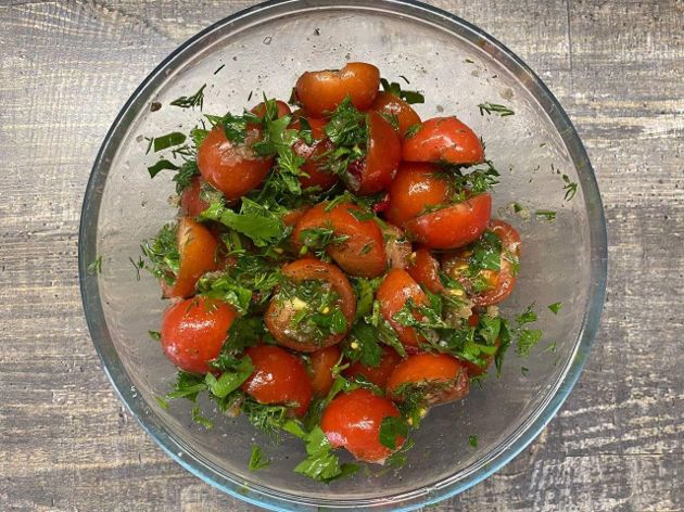 Тефтели в томатном соусе хороши с любым гарниром на обед или на ужин
